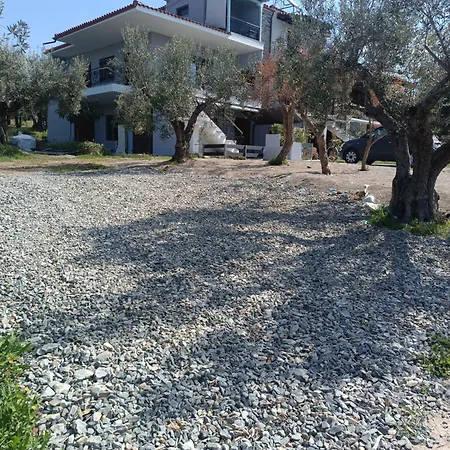 Halkidikibeach Vila *